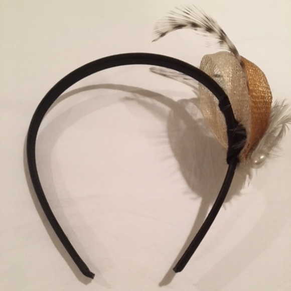 NWOT Women\'s Headband Fascinator